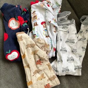 Set of 4 zipper footie sleepers, 6-9 months